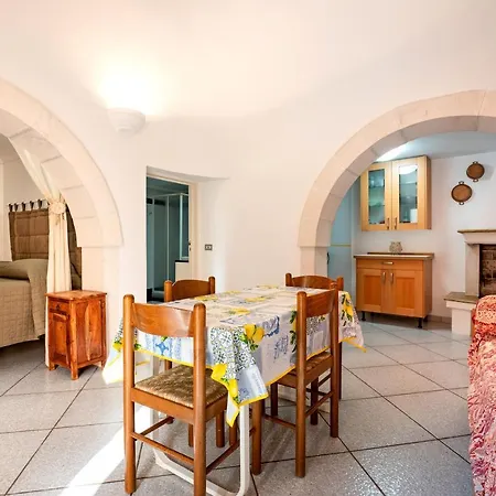 Vakantiehuis Trullo Nova -