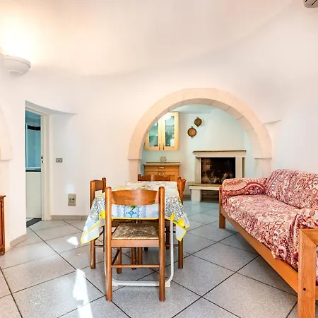 Vakantiehuis Trullo Nova - *